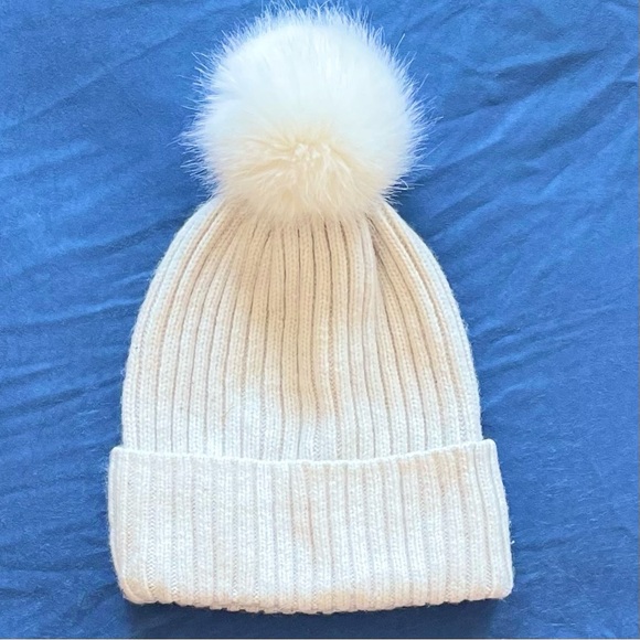 Accessories - *Gifted/gone $0 Upon Request Winter Hat